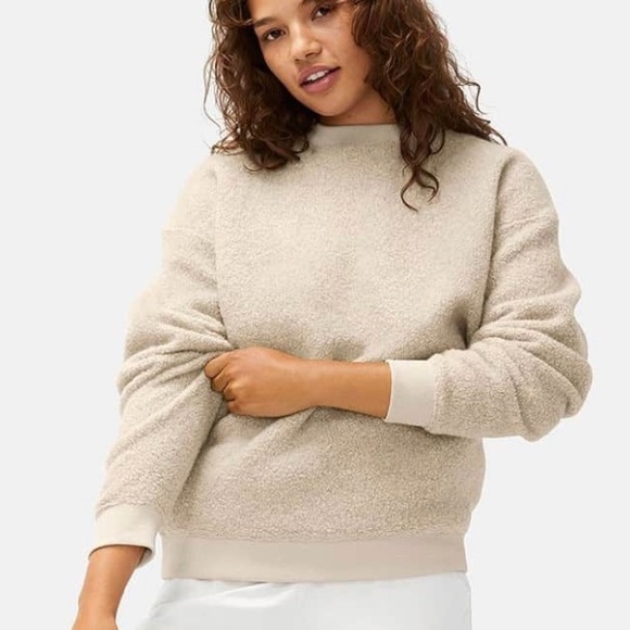 NWOT Outdoor Voices Megafleece - Picture 2 of 5